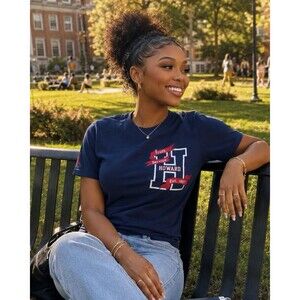 Jordan Howard University T-Shirt Women’s S Navy HBCU Graphic College Tee
